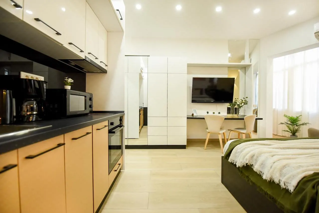 Home Sweet Home. Stylish Studio Near Cismigiu Bucharest 0*,  Romania