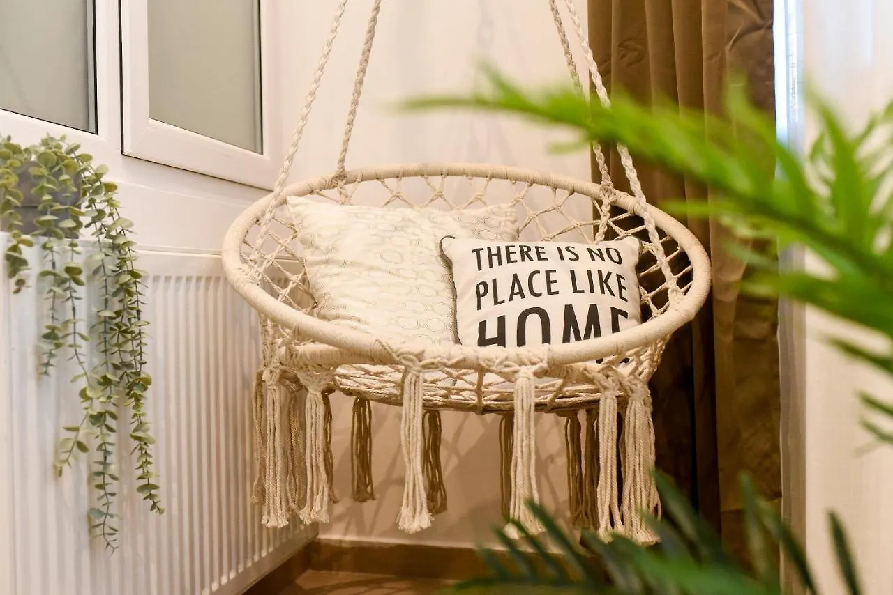 Apartment Home Sweet Home. Stylish Studio Near Cismigiu Bucharest Romania